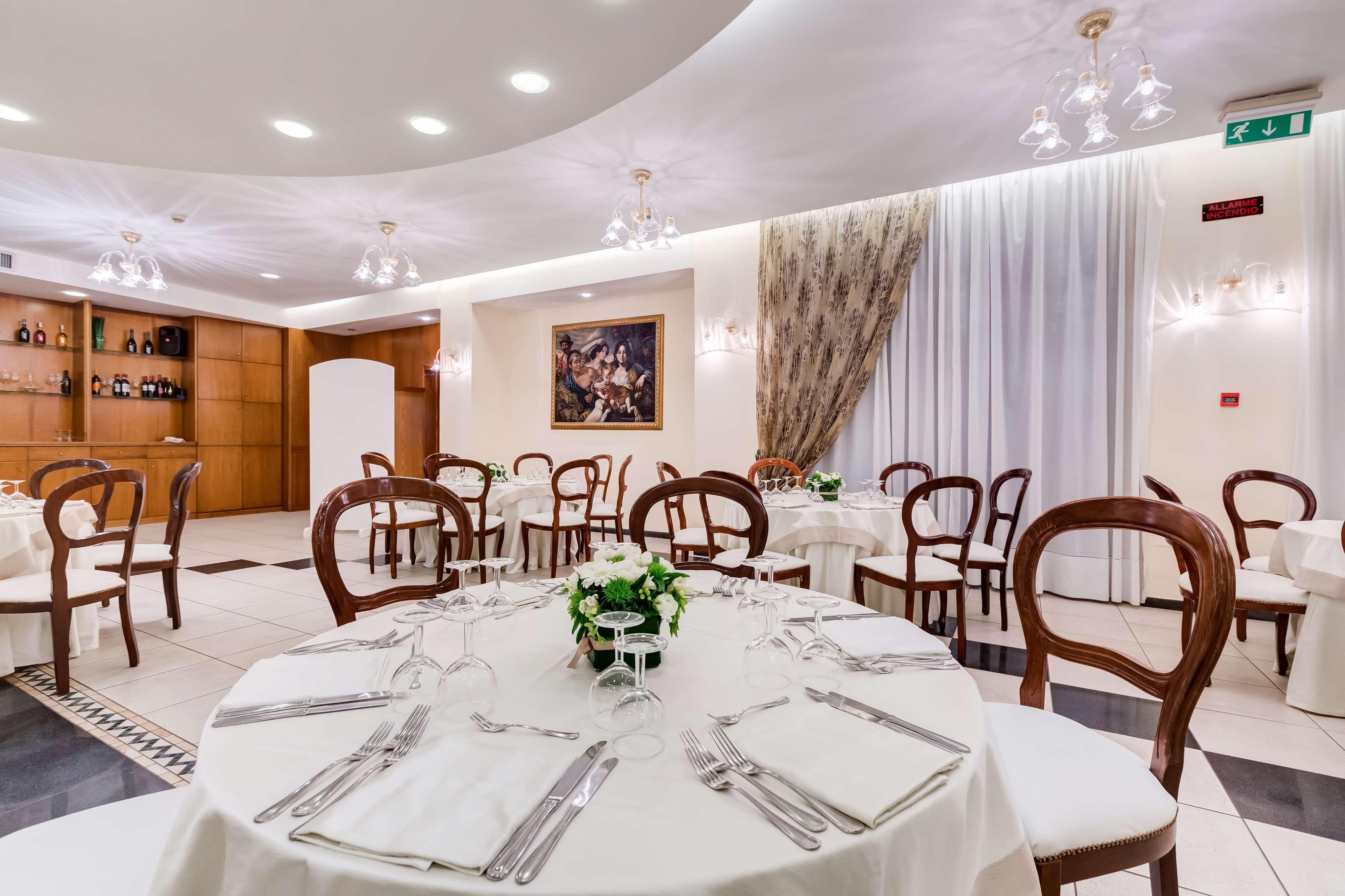 Best Western Citadelle Безансон Экстерьер фото